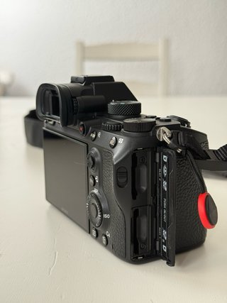 Sony A7III + Sigma 50 1.4 Art + Zeiss 35 – 11.000
