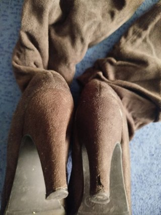 Botas altas tacón marrón Primark