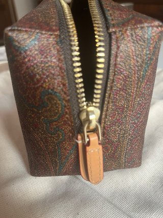 Borsa da toilette Etro modello Medium Love con stampa paisley