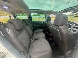 Peugeot 5008 2.0hdi transferida y con garantia