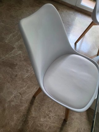 Mesa Comedor + Sillas + Mesa Centro