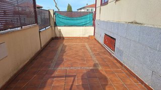 Casa adosada en alquiler en Guijuelo