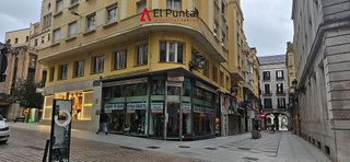 Local comercial en alquiler en Centro - Ayuntamiento en Santander