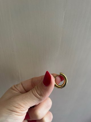 Orecchini cerchio oro 7 zirconi piccolo formato