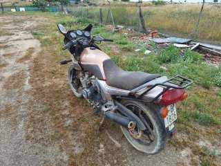 Yamaha XJ600 se vende entera o por piezas