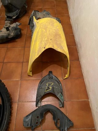 Despiece Aprilia Scooter Negro/Rojo