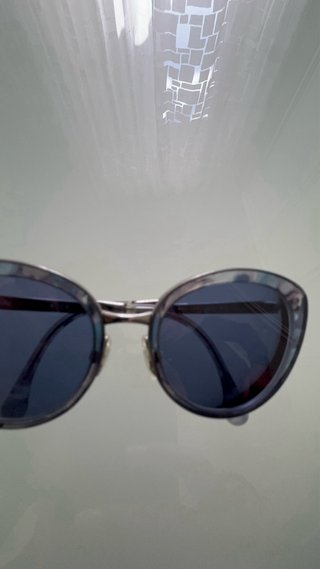 Occhiali da sole Chanel sfumati blu/viola