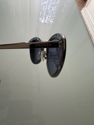 Occhiali da sole Chanel sfumati blu/viola