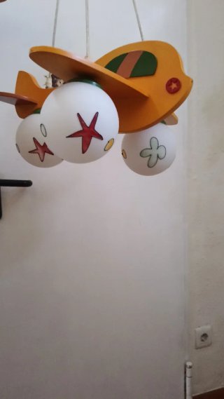 Lámpara infantil diseño avión