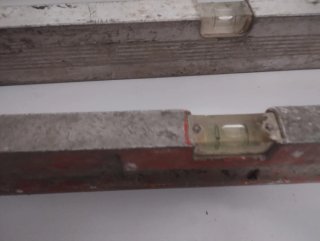 Lote de 3 niveles de construcción