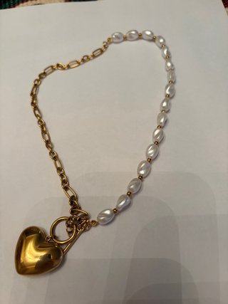 Collar Corazón Dorado y Perlas