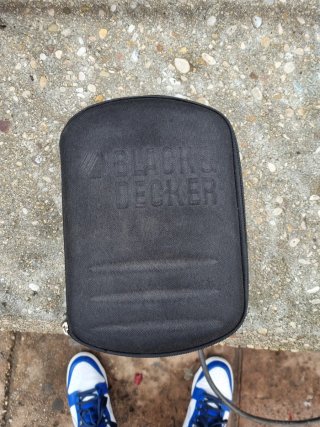 Nivel Láser y Buscador de Vigas Black & Decker