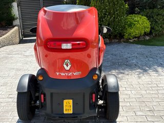 Renault Twizy 45