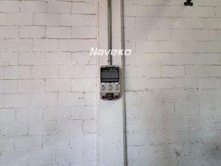 Nave industrial en venta en Loeches