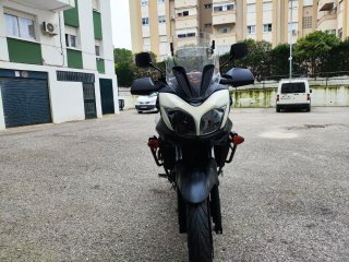 Suzuki V-Strom 650 ABS Negra y Blanca