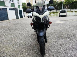 Suzuki V-Strom 650 ABS Negra y Blanca