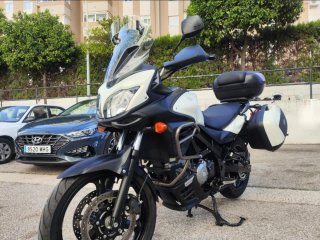 Suzuki V-Strom 650 ABS Negra y Blanca