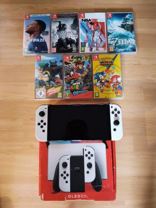 Nintendo Switch OLED Blanca + 7 Juegos