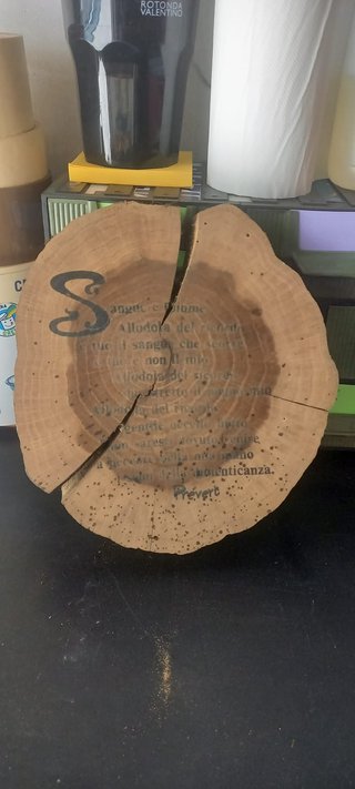 Ceppo legno poesia Prevert Sangue e piuma