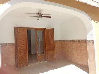 Casa adosada en alquiler en Campello Playa en Campello (el)