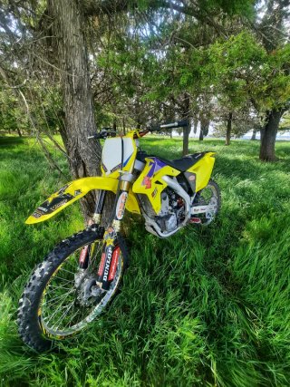 Suzuki RMZ 250 Matriculada