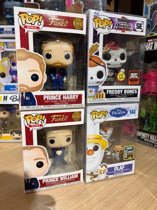 Lote Funko Pop! Freddy Bones, Olaf, Harry, William