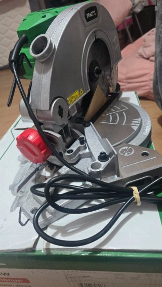 Sierra Ingletadora Practyl 1500W 210mm