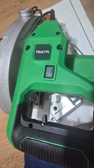 Sierra Ingletadora Practyl 1500W 210mm