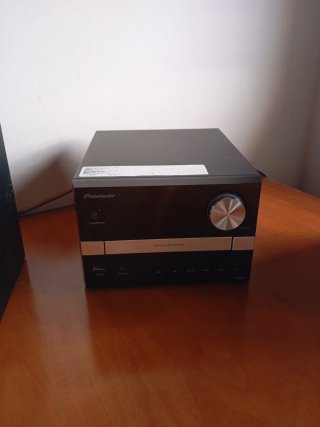 Equipo de música Pioneer negro
