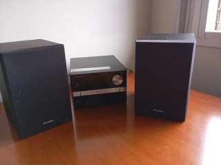 Equipo de música Pioneer negro