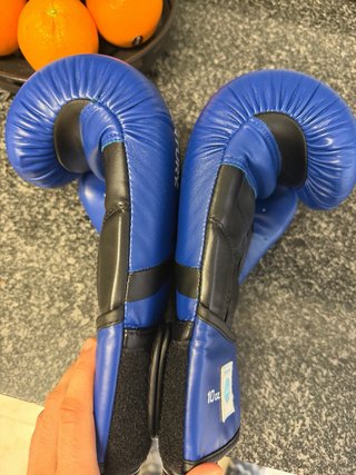 Guantes de boxeo Century WAKO azules