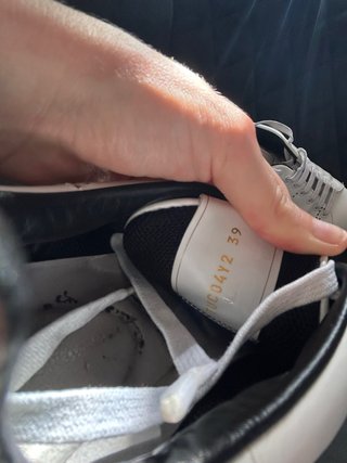 Sneakers Valentino Spike Backnet Bianche con dettagli