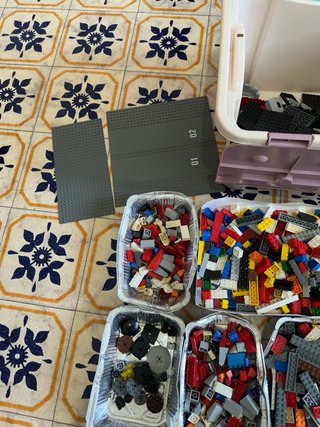 Lego pezzi misti circa 7kg di set fino al 2010