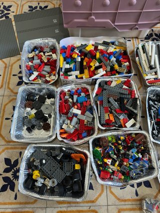 Lego pezzi misti circa 7kg di set fino al 2010