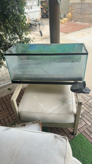 Acuario 80x35x30 cm