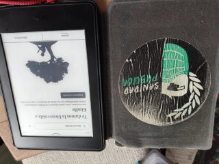 Kindle Paperwhite 7a Gen. Amazon Negro con funda