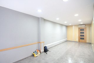 Local comercial en alquiler en Olesa de Montserrat