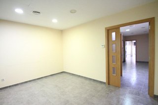 Local comercial en alquiler en Olesa de Montserrat