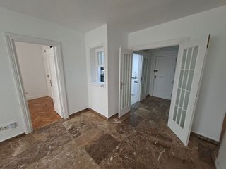 Piso en alquiler en Los Remedios en Sevilla