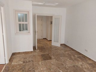 Piso en alquiler en Los Remedios en Sevilla