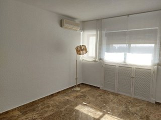 Piso en alquiler en Los Remedios en Sevilla