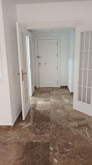 Piso en alquiler en Los Remedios en Sevilla