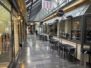 Local comercial en alquiler en Paseo Independencia en Zaragoza