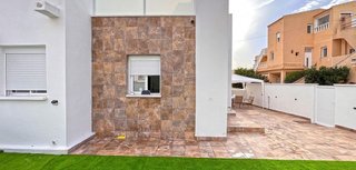 Casa adosada en venta en Altos - La Florida en Orihuela