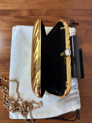 Bolso de fiesta metálico dorado MENBUR