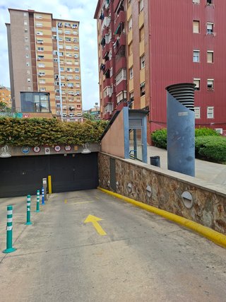 Plaza de parking en la font av. Catalunya 21 Llefi