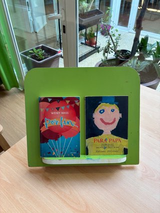 Libros de por fin y para papa, infantil-juvenil