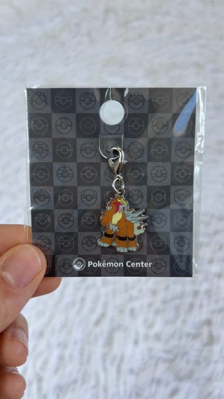 Entei Raikou Suicune Pokémon Metal Keychain Charm
