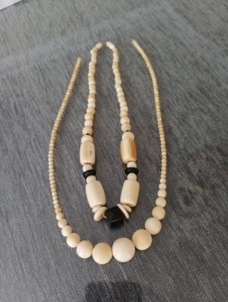 Collar antiguo de cuentas