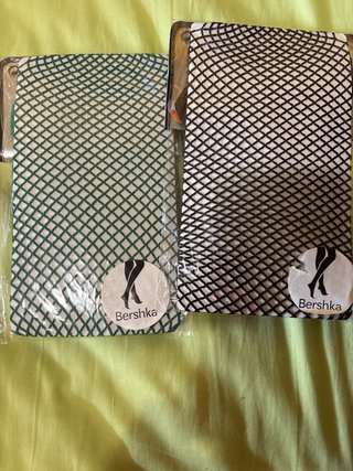 Medias de rejilla Bershka negras y verdes Talla M